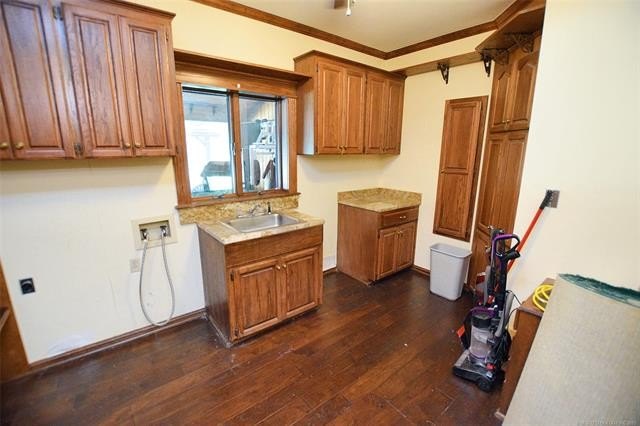 Tahlequah, Oklahoma, 74464, United States, 4 Bedrooms Bedrooms, ,4 BathroomsBathrooms,Residential,For Sale,1975818