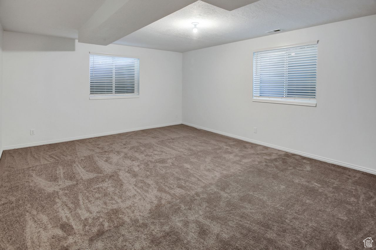 Logan, Utah, 84341, United States, 5 Bedrooms Bedrooms, ,2 BathroomsBathrooms,Residential,For Sale,1919566