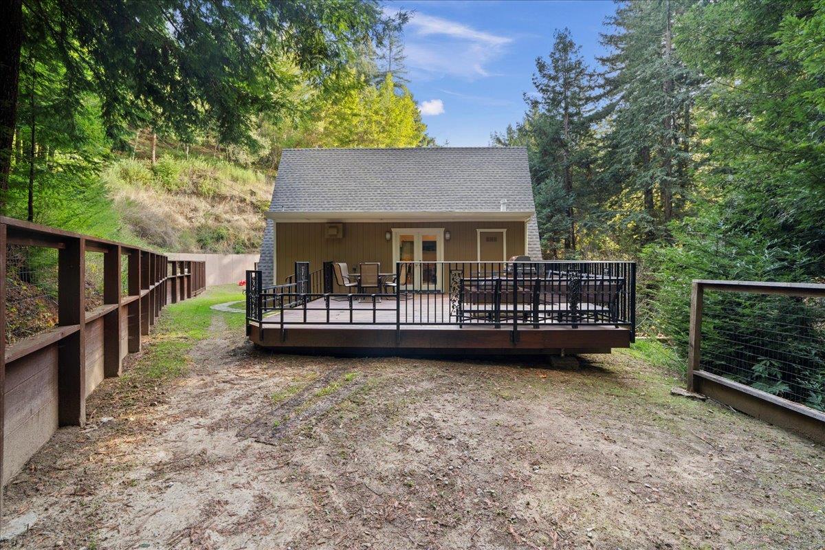 Los Gatos, California, 95033, United States, 3 Bedrooms Bedrooms, ,2 BathroomsBathrooms,Residential,For Sale,1839951