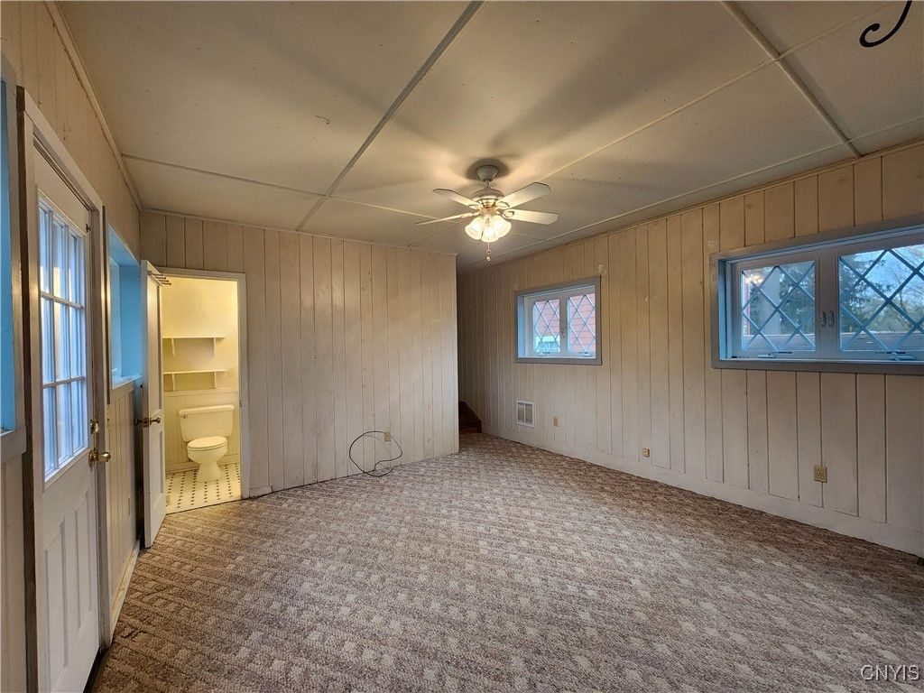 Skaneateles, New York, 13152, United States, 3 Bedrooms Bedrooms, ,2 BathroomsBathrooms,Residential,For Sale,1988278