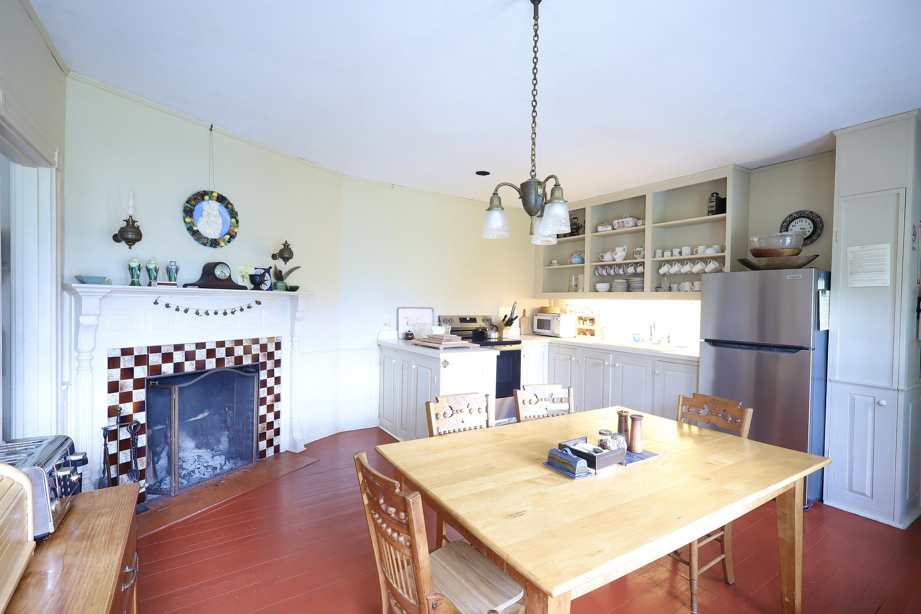 Andover, Maine, 04226, United States, 20 Bedrooms Bedrooms, ,7 BathroomsBathrooms,Residential,For Sale,1903691