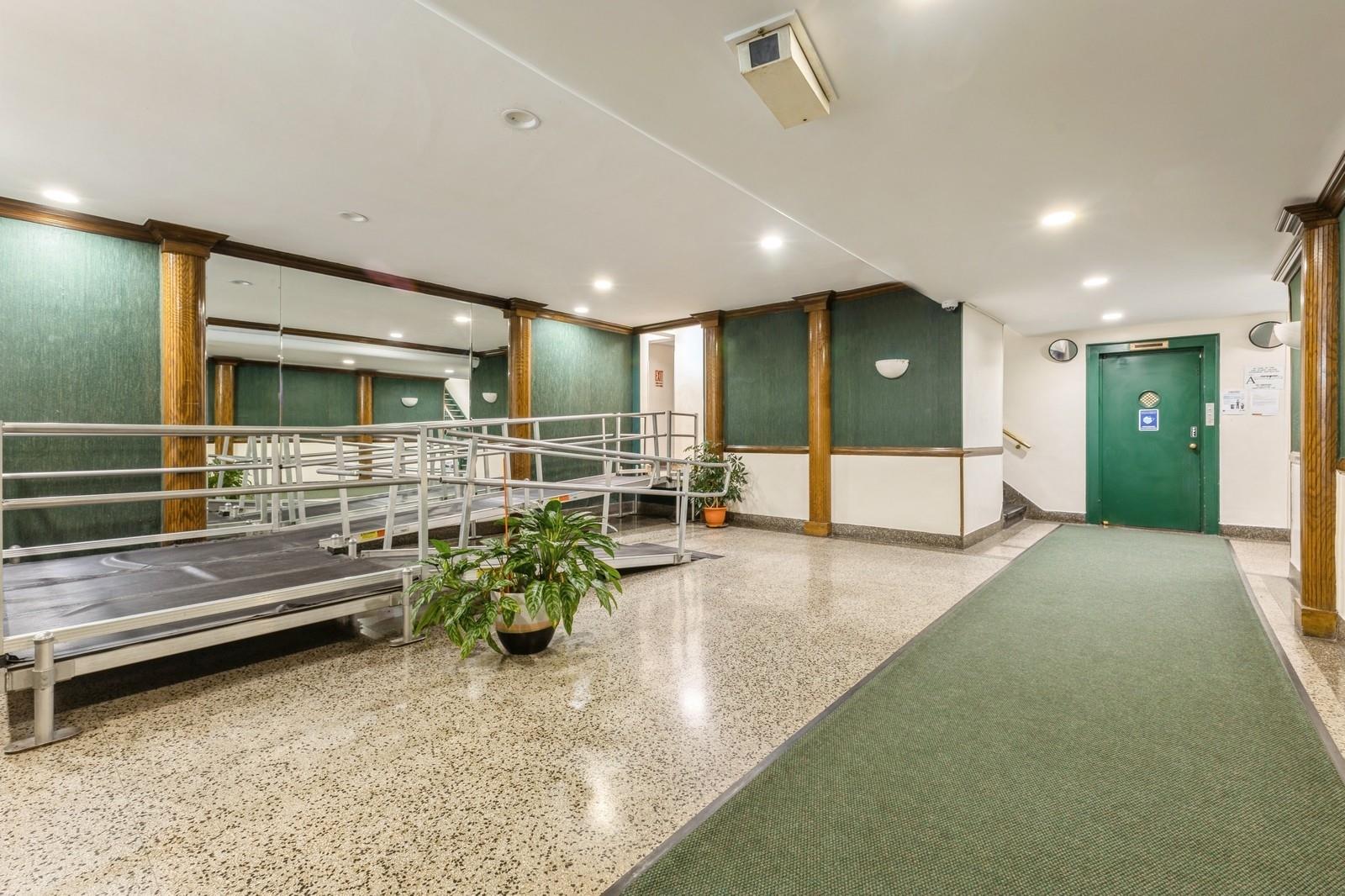 Forest Hills, New York, 11375, United States, 2 Bedrooms Bedrooms, ,2 BathroomsBathrooms,Residential,For Sale,1905946