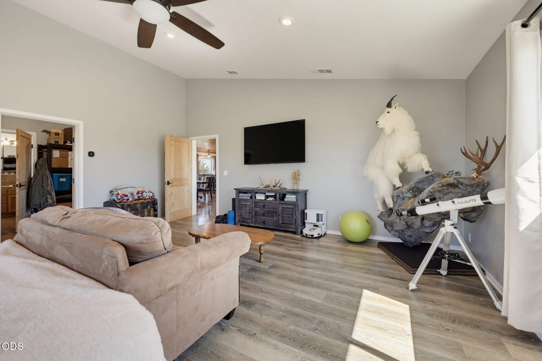  7036 Griffin Lane Jacksonville, OR 97530 - 物件實景