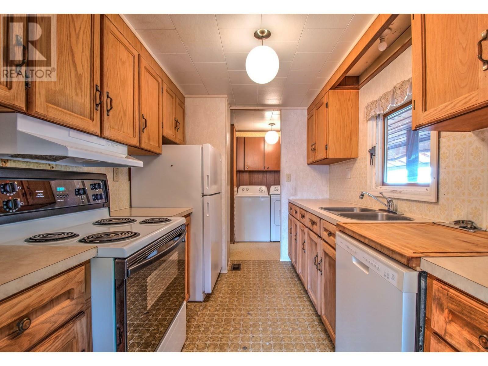 VERNON, British Columbia, V1B 3R3, CA, 3 Bedrooms Bedrooms, ,1 BathroomBathrooms,Residential,For Sale,1885937