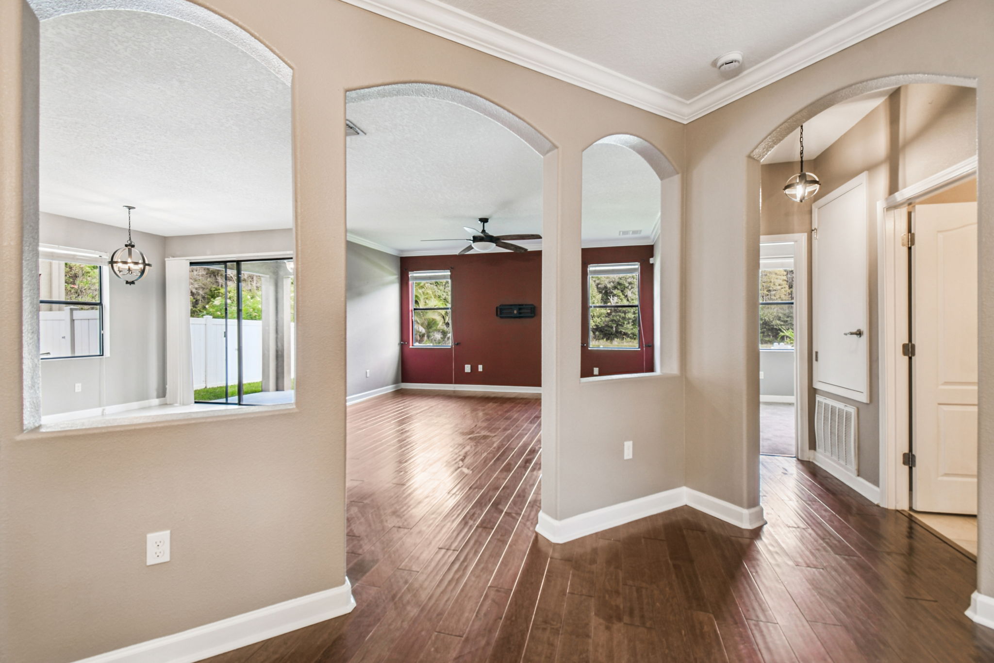 New Port Richey, Florida, 34655, United States, 6 Bedrooms Bedrooms, ,4 BathroomsBathrooms,Residential,For Sale,1980137