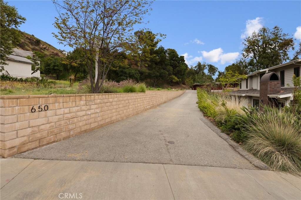 Sierra Madre, California, 91024, United States, 5 Bedrooms Bedrooms, ,2 BathroomsBathrooms,Residential,For Sale,1777104