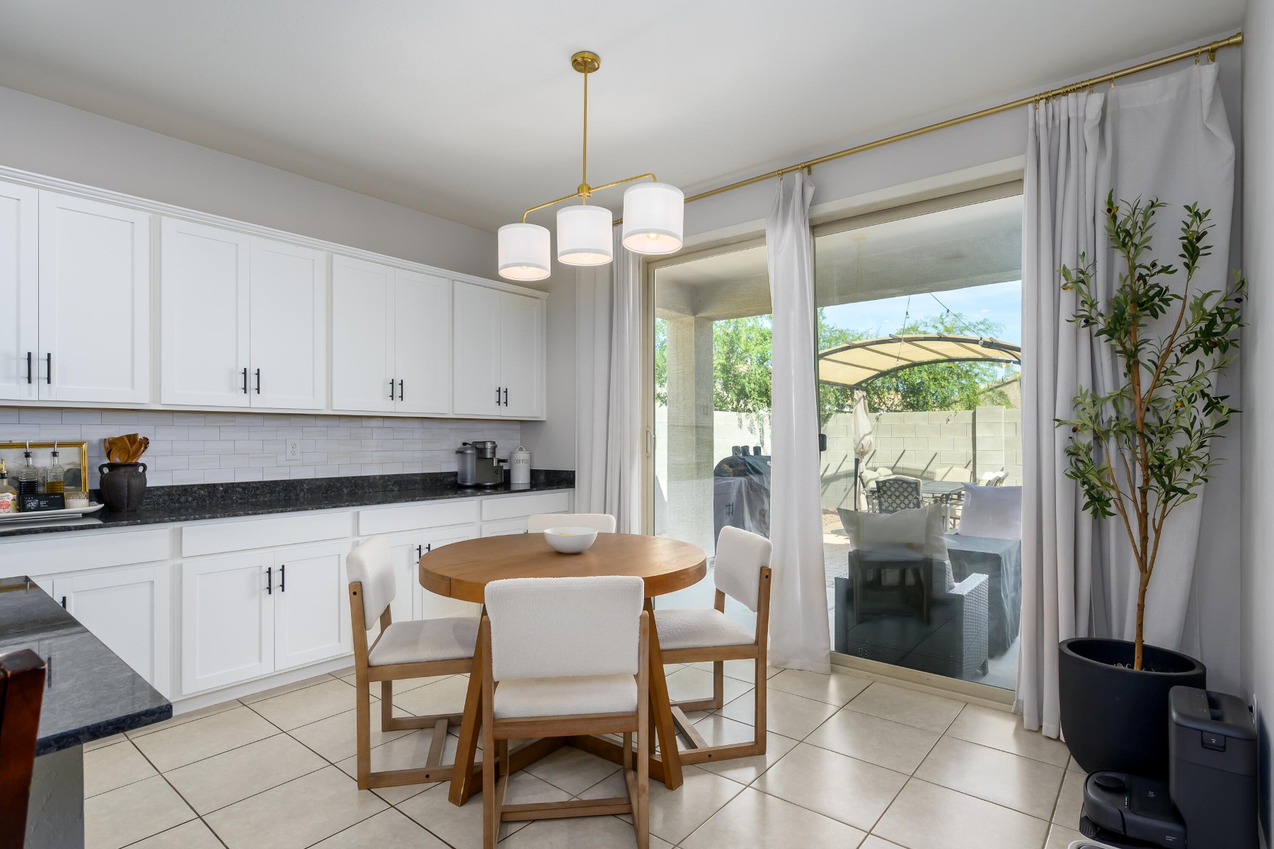  4240 W Coneflower Lane  San Tan Valley, AZ - 物件實景