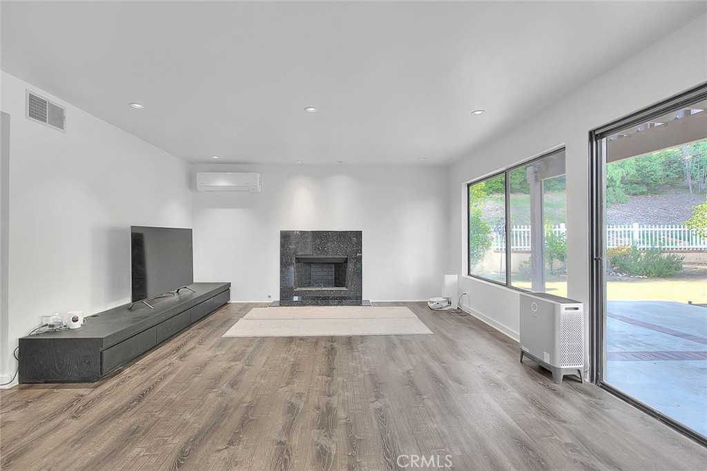 Phillips Ranch, California, 91766, United States, 4 Bedrooms Bedrooms, ,3 BathroomsBathrooms,Residential,For Sale,1998468