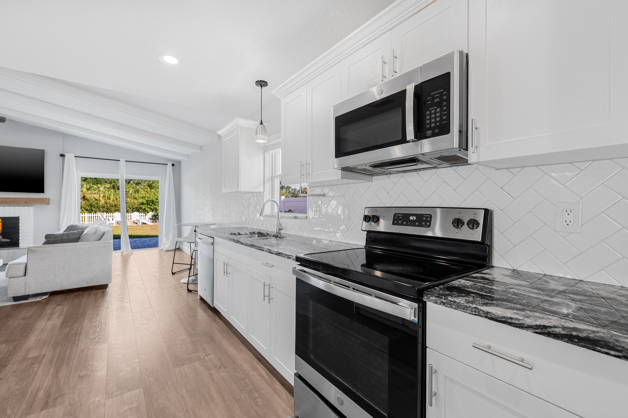 Tampa, Florida, 33615, United States, 3 Bedrooms Bedrooms, ,2 BathroomsBathrooms,Residential,For Sale,1942959