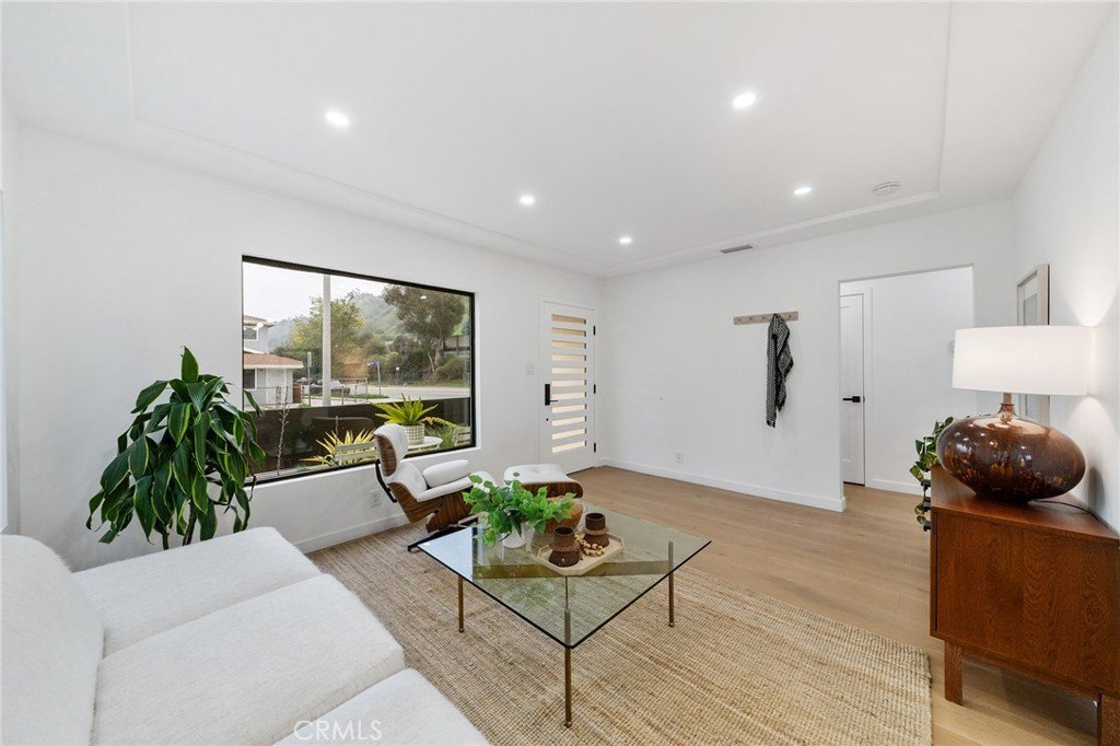 Los Angeles, California, 90031, United States, 5 Bedrooms Bedrooms, ,2 BathroomsBathrooms,Residential,For Sale,2005567