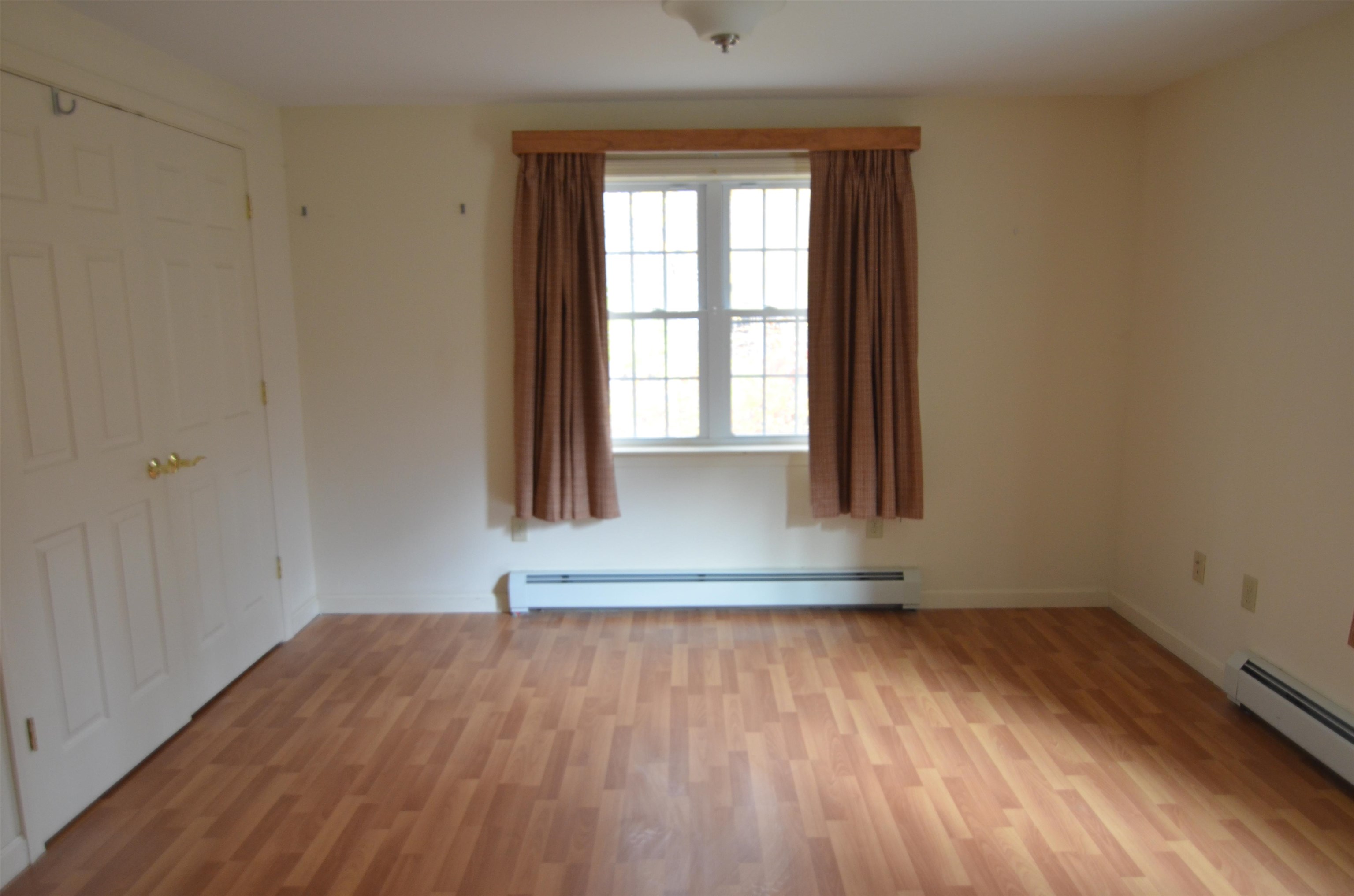 Grantham, New Hampshire, 03753, United States, 4 Bedrooms Bedrooms, ,1 BathroomBathrooms,Residential,For Sale,1992812