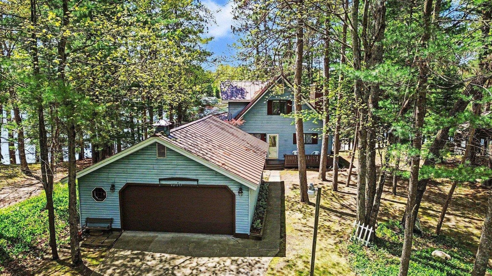 Harrison, Michigan, 48625, United States, 4 Bedrooms Bedrooms, ,2 BathroomsBathrooms,Residential,For Sale,2048024