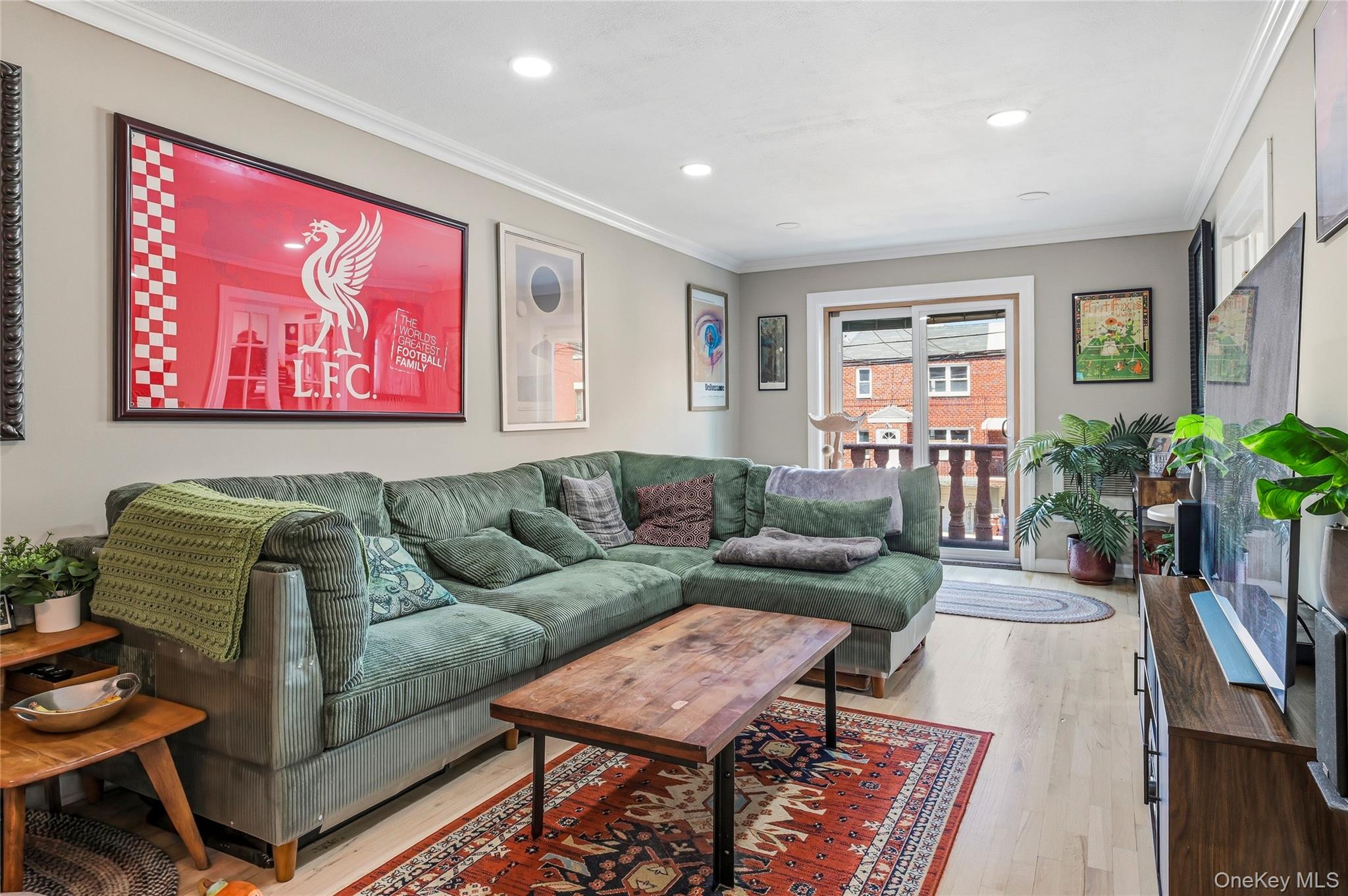  2511 44th Street, Astoria, NY, 11103 - 物件實景