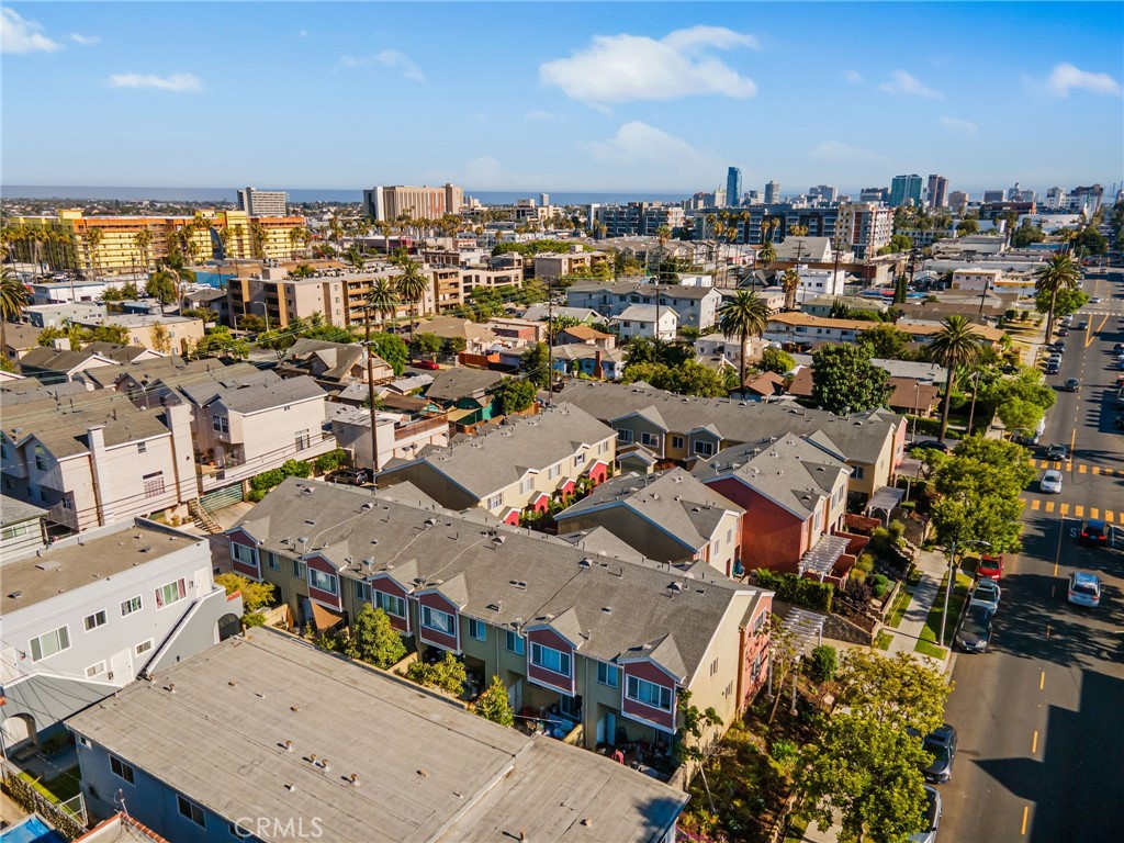 Long Beach, California, 90813, United States, 2 Bedrooms Bedrooms, ,2 BathroomsBathrooms,Residential,For Sale,1905723