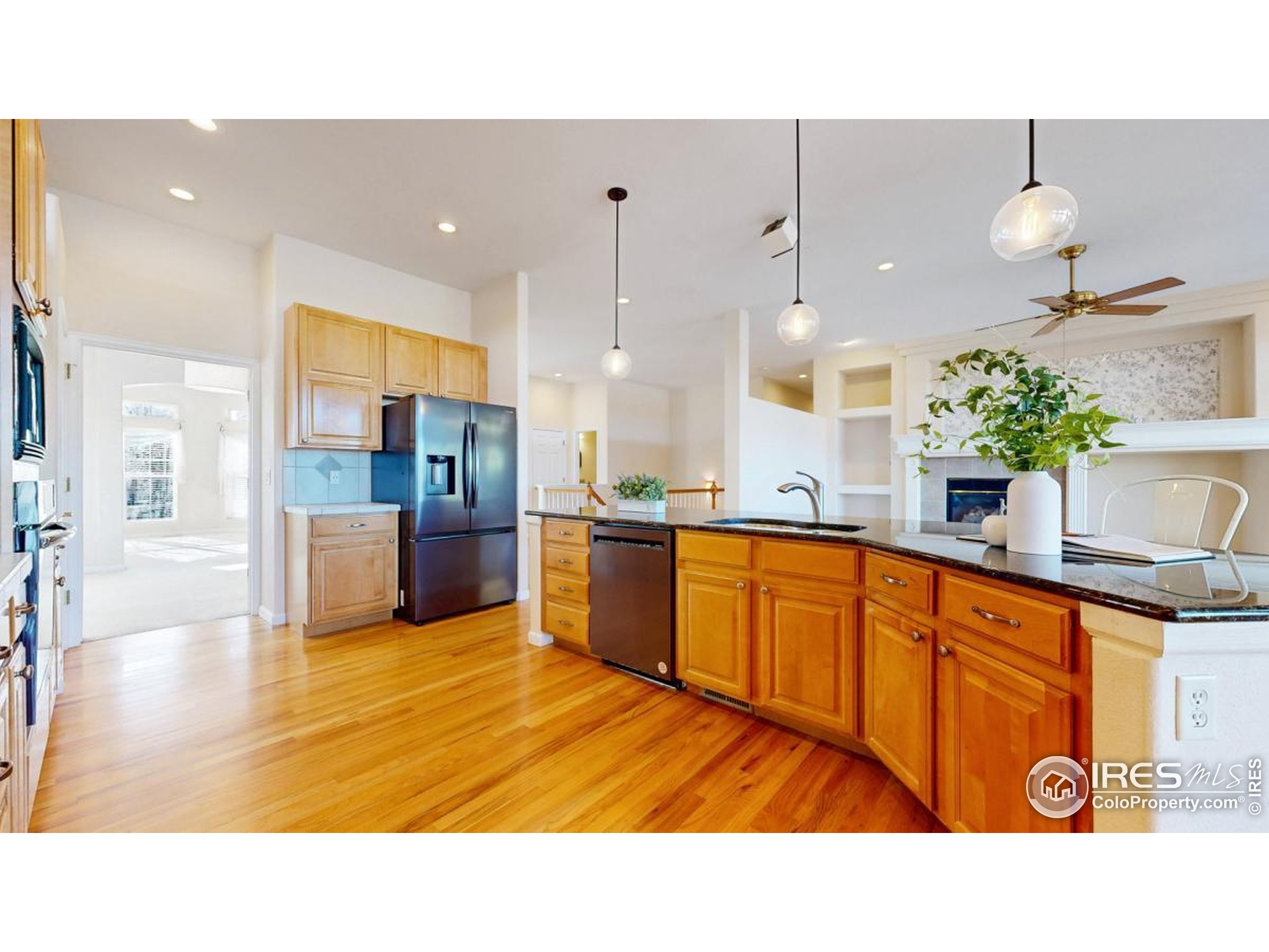 Fort Collins, Colorado, 80525, United States, 5 Bedrooms Bedrooms, ,4 BathroomsBathrooms,Residential,For Sale,1989602