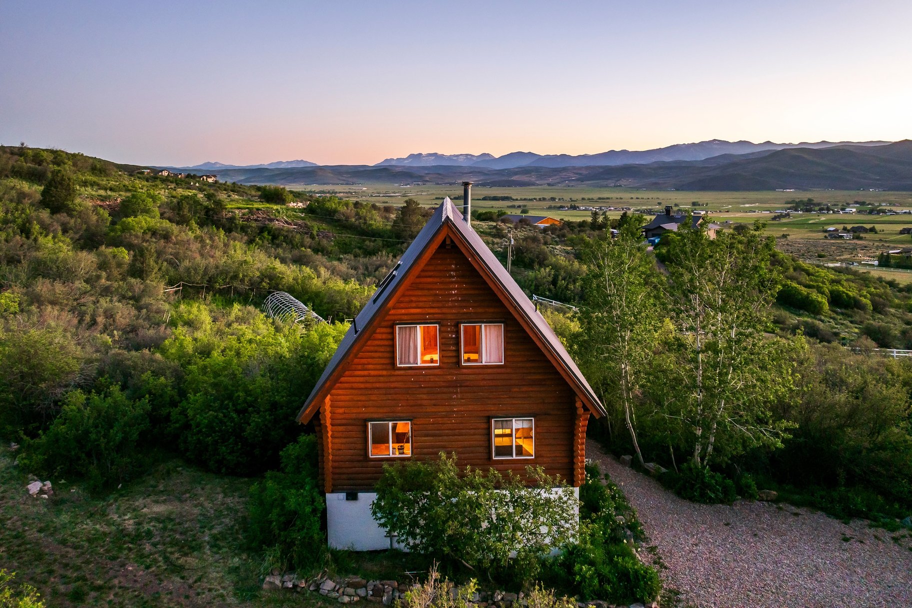  Coming soon Handcrafted Mountain Property on 5 Acres with Views - 物件實景