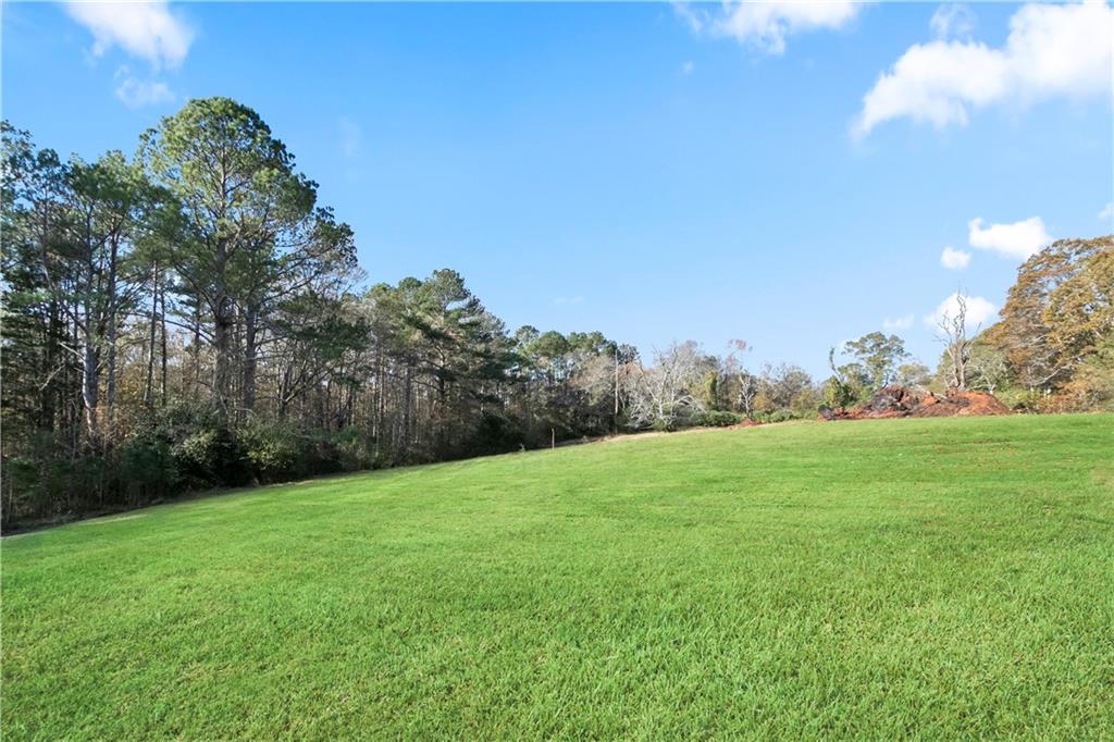 Carrollton, Georgia, 30116, United States, 4 Bedrooms Bedrooms, ,4 BathroomsBathrooms,Residential,For Sale,1897313
