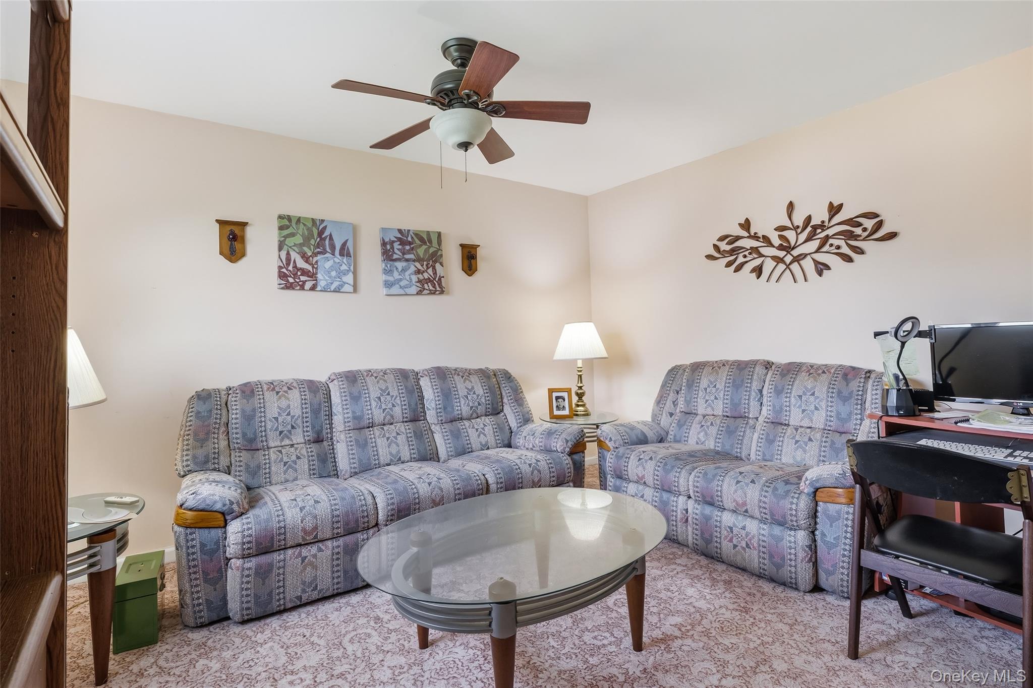 Seaford, New York, 11783, United States, 3 Bedrooms Bedrooms, ,2 BathroomsBathrooms,Residential,For Sale,2048212