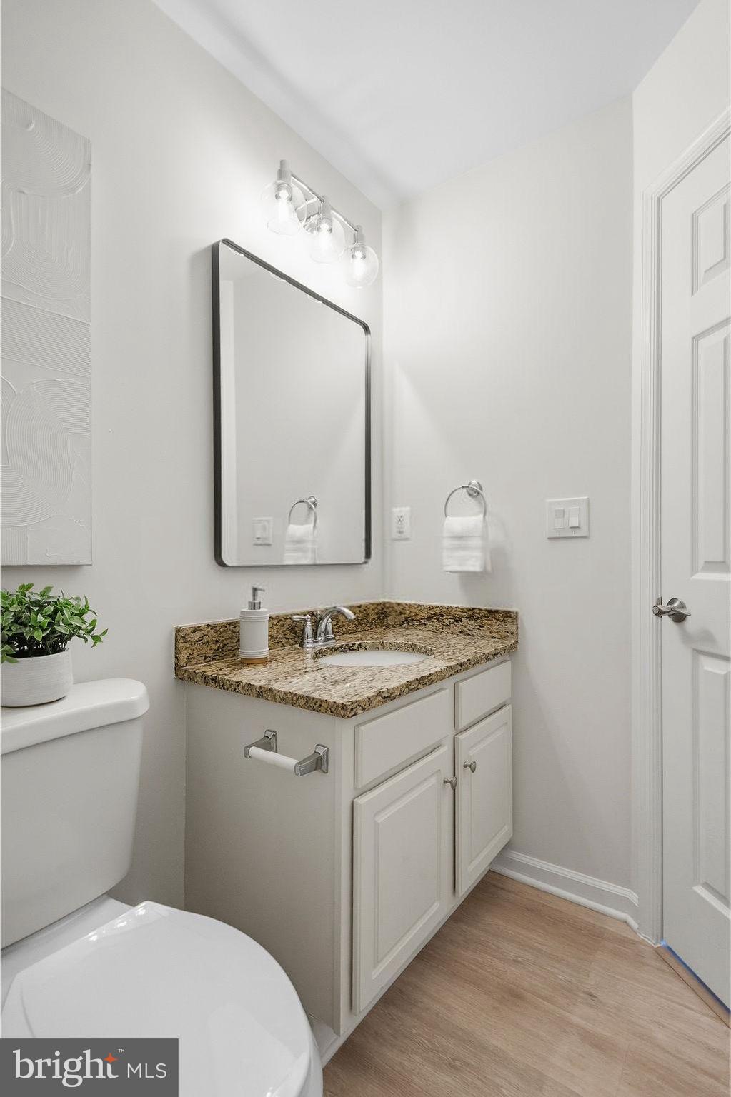 Fairfax, Virginia, 22033, United States, 3 Bedrooms Bedrooms, ,4 BathroomsBathrooms,Residential,For Sale,2048066