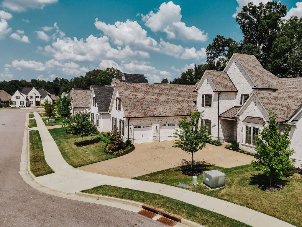 Lakeland, Tennessee, 38002, United States, 4 Bedrooms Bedrooms, ,3 BathroomsBathrooms,Residential,For Sale,1983351