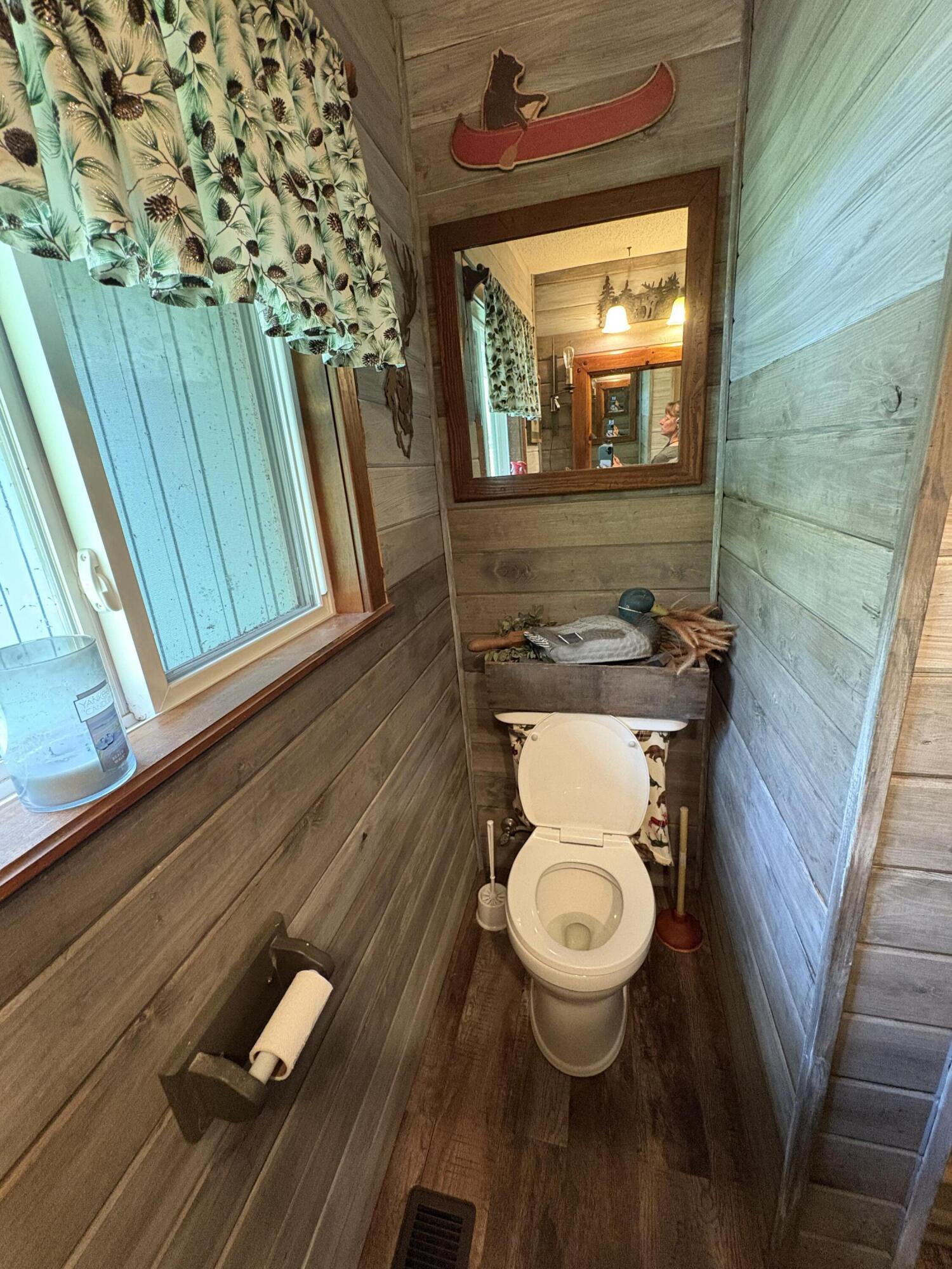 Naubinway, Michigan, 49762, United States, 3 Bedrooms Bedrooms, ,2 BathroomsBathrooms,Residential,For Sale,1840338