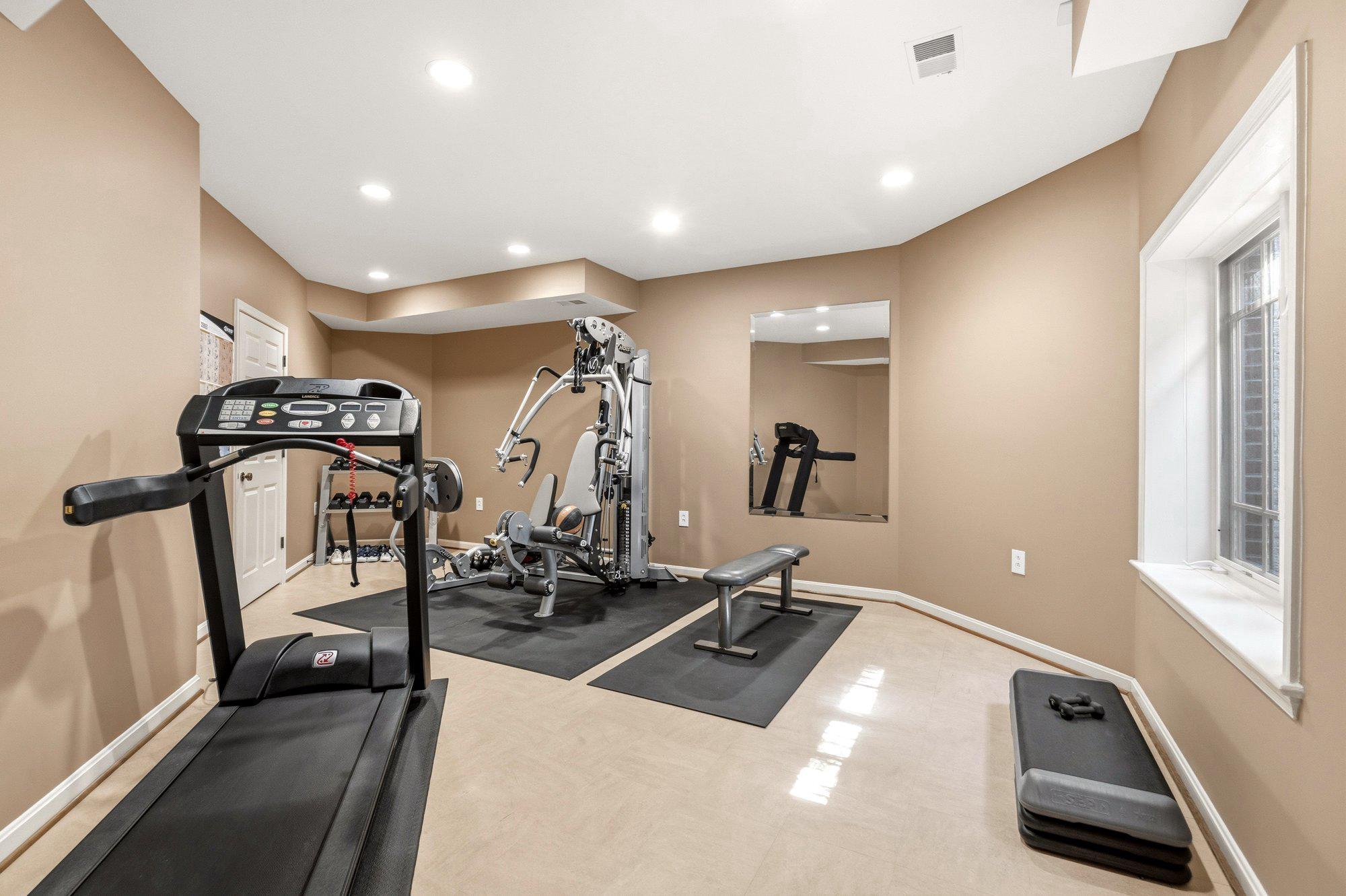  6704 Honesty Drive, Bethesda, MD, 20817 - 物件實景