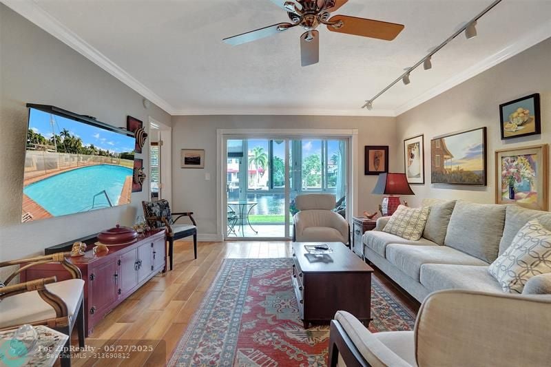 Bayview Dr, Fort Lauderdale, FL 33304