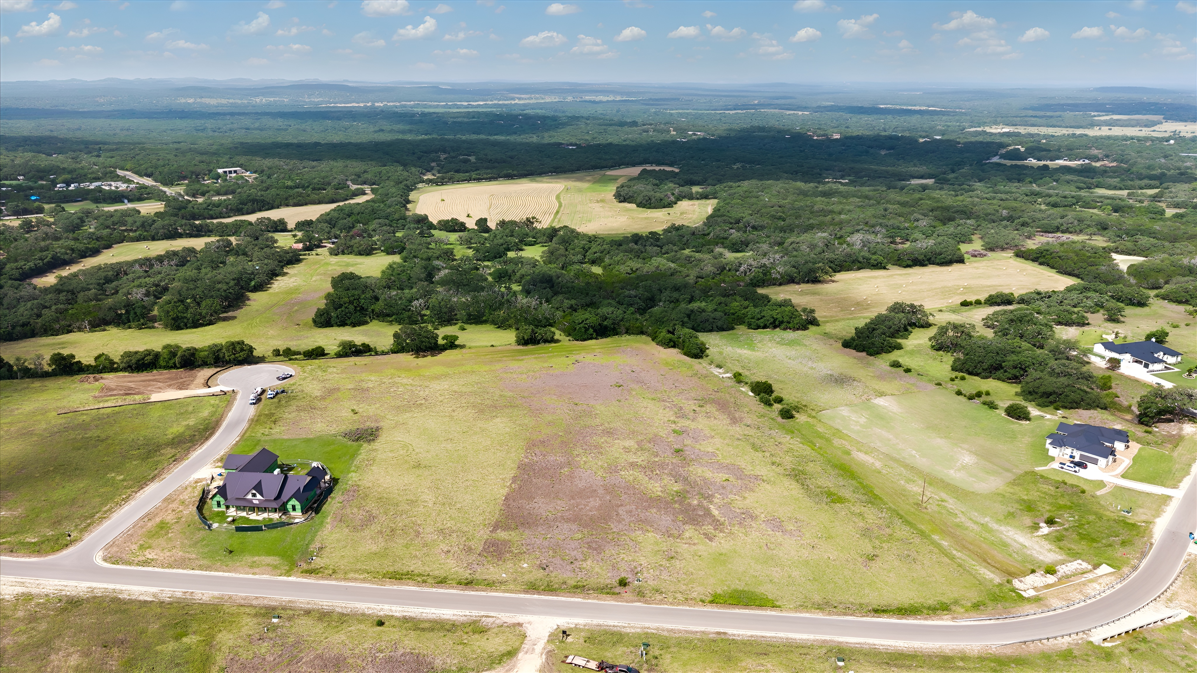  Premier 1.15-Acre Lot - 物件實景