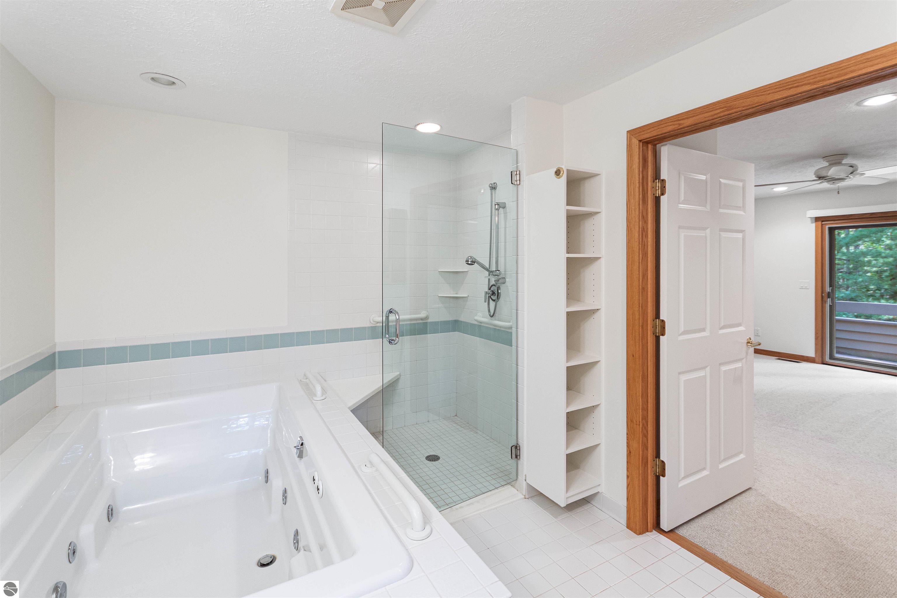 Traverse City, Michigan, 49686, United States, 3 Bedrooms Bedrooms, ,3 BathroomsBathrooms,Residential,For Sale,1942277