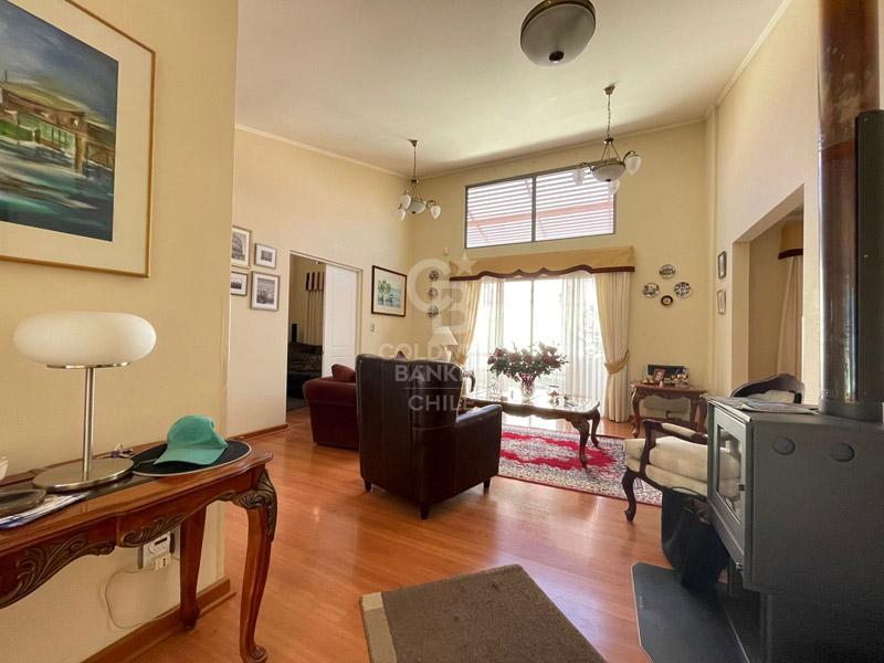 Calama, Chile, 5 Bedrooms Bedrooms, ,5 BathroomsBathrooms,Residential,For Sale,1895966