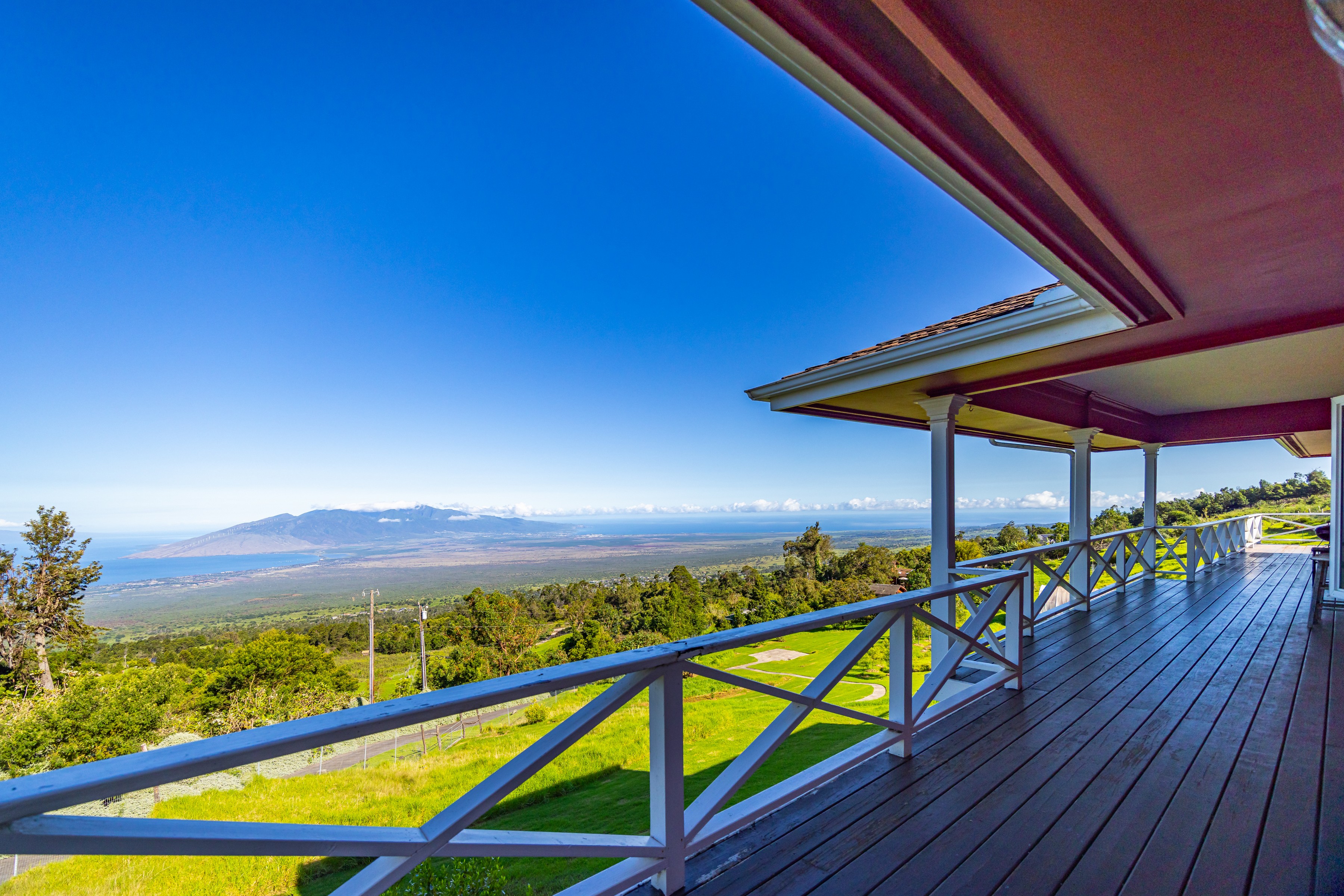  Breathtaking Multi-Island Views & Serence Upcountry Living on 2+ Acres - 物件實景