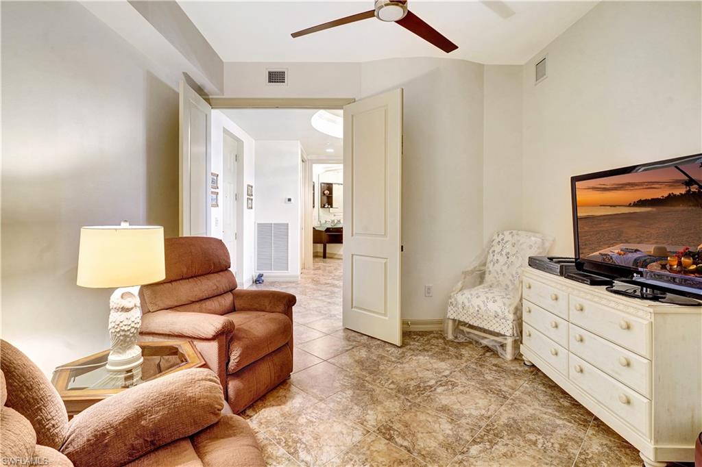 Fort Myers, Florida, 33907, United States, 2 Bedrooms Bedrooms, ,3 BathroomsBathrooms,Residential,For Sale,1994873