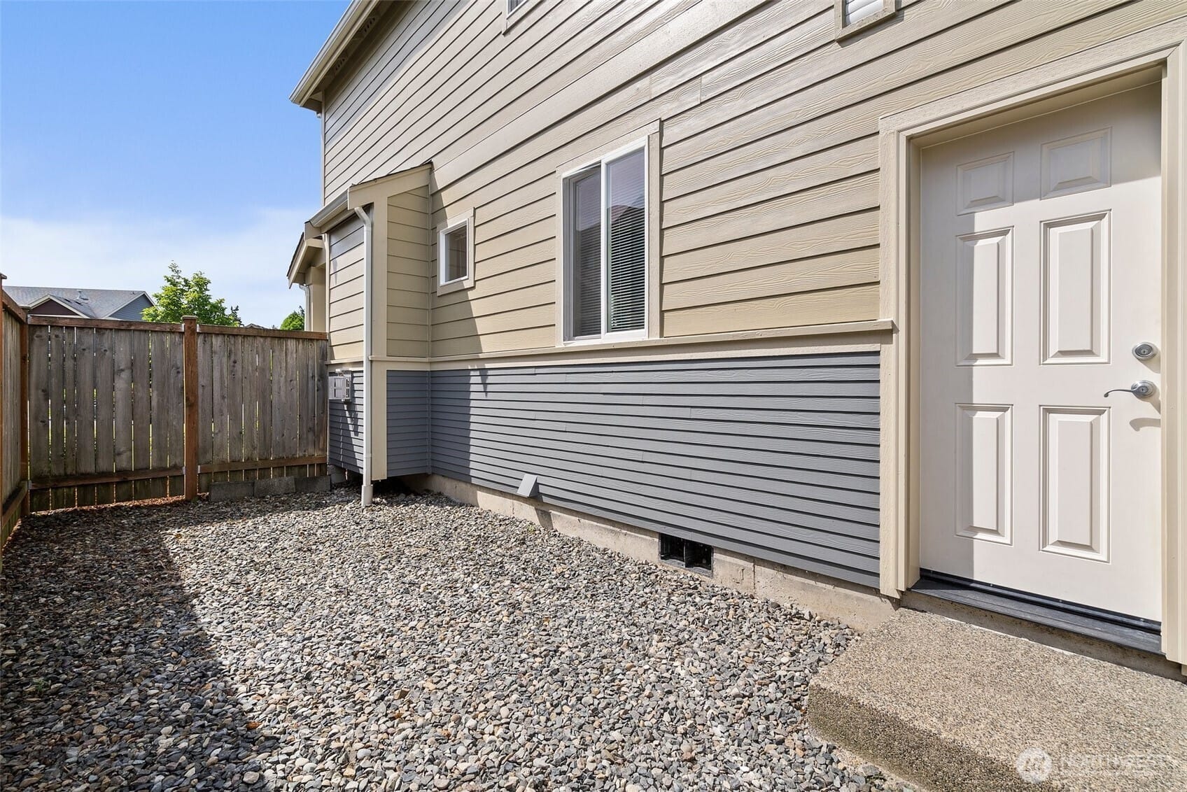 Puyallup, Washington, 98374, United States, 3 Bedrooms Bedrooms, ,3 BathroomsBathrooms,Residential,For Sale,1849998