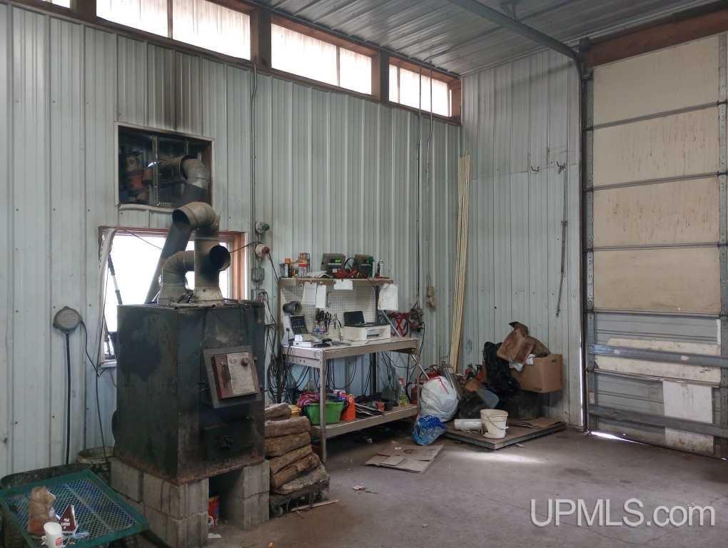 Calumet, Michigan, 49913, United States, 1 Bedroom Bedrooms, ,1 BathroomBathrooms,Residential,For Sale,1921987