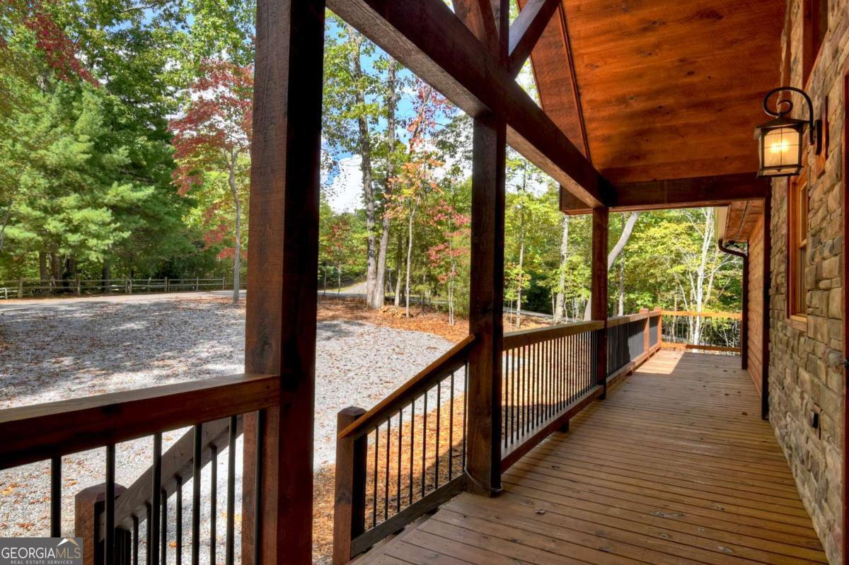 Mineral Bluff, Georgia, 30559, United States, 4 Bedrooms Bedrooms, ,3 BathroomsBathrooms,Residential,For Sale,1953932