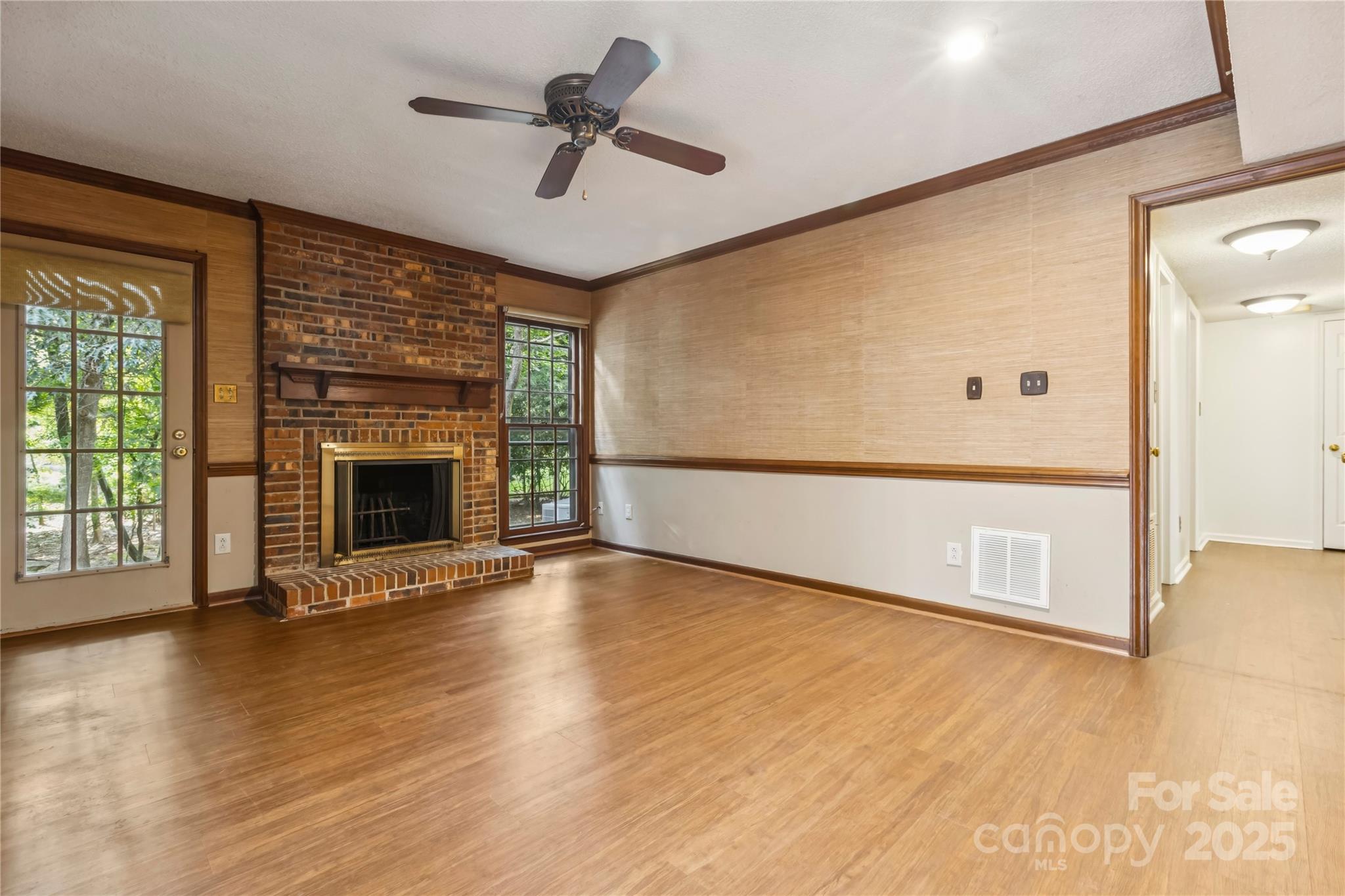 Matthews, North Carolina, 28105, United States, 4 Bedrooms Bedrooms, ,3 BathroomsBathrooms,Residential,For Sale,1938548