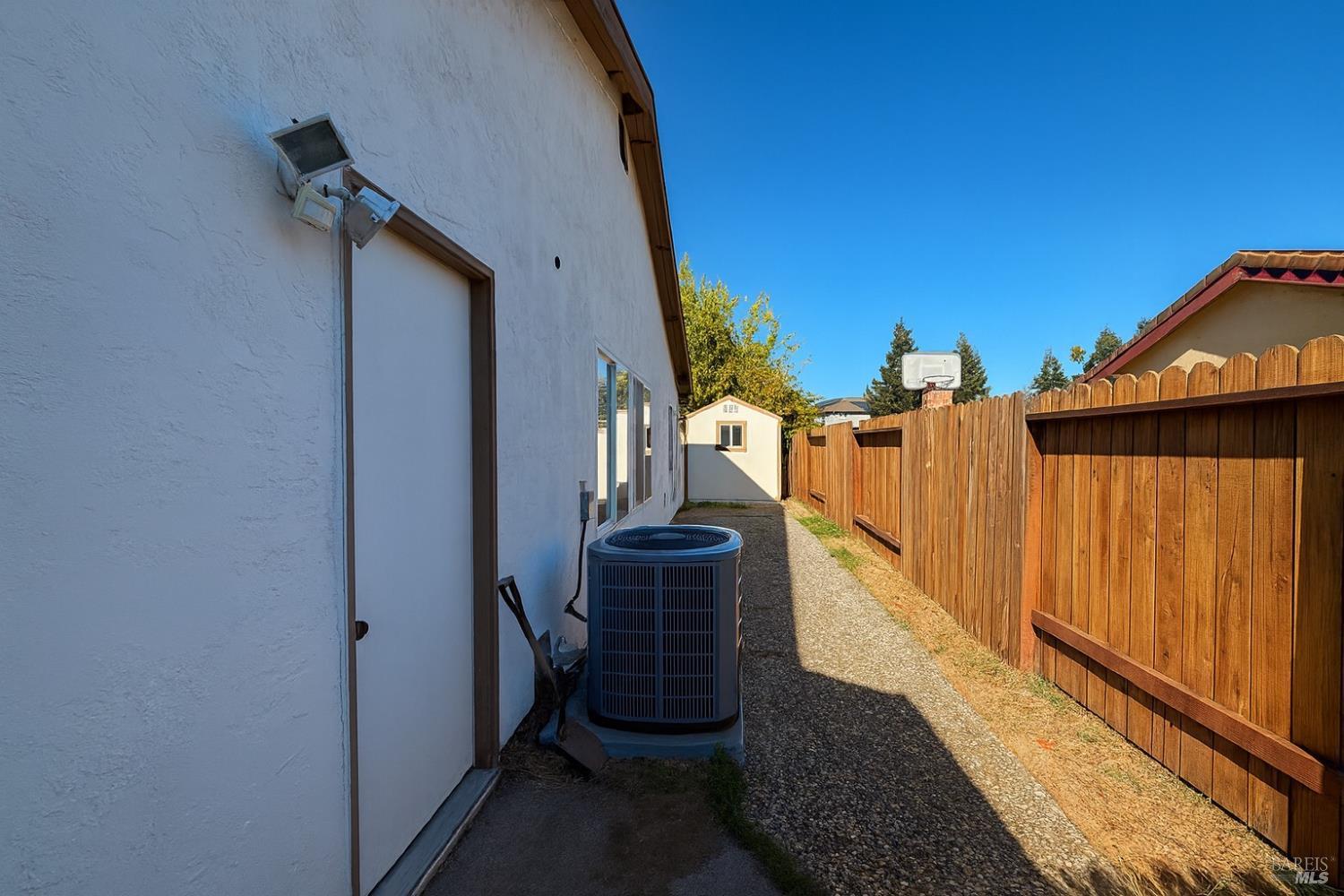 Fairfield, California, 94533, United States, 4 Bedrooms Bedrooms, ,2 BathroomsBathrooms,Residential,For Sale,1978752