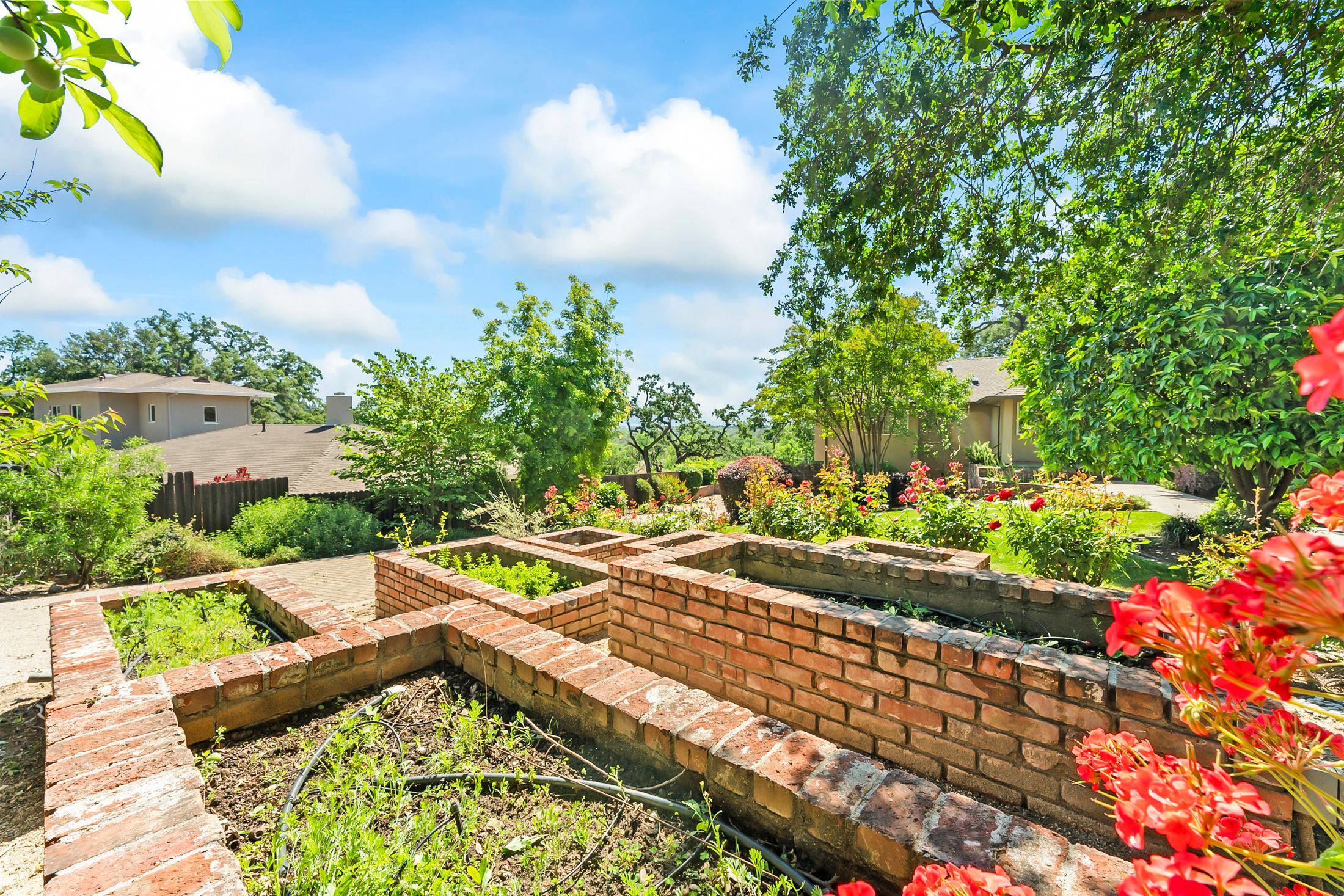  8218 Finisterre Court, Fair Oaks, CA 95628 - 物件實景