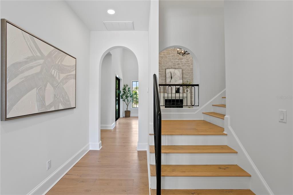 Tampa, Florida, 33629, United States, 5 Bedrooms Bedrooms, ,5 BathroomsBathrooms,Residential,For Sale,1837490