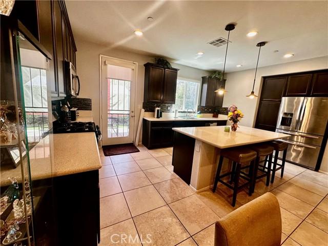 Northridge, California, 91325, United States, 4 Bedrooms Bedrooms, ,3 BathroomsBathrooms,Residential,For Sale,1988020