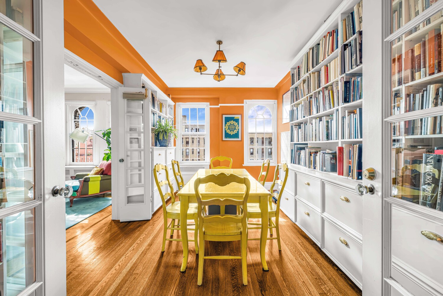 New York City, New York, 10024, United States, 3 Bedrooms Bedrooms, ,3 BathroomsBathrooms,Residential,For Sale,1986311