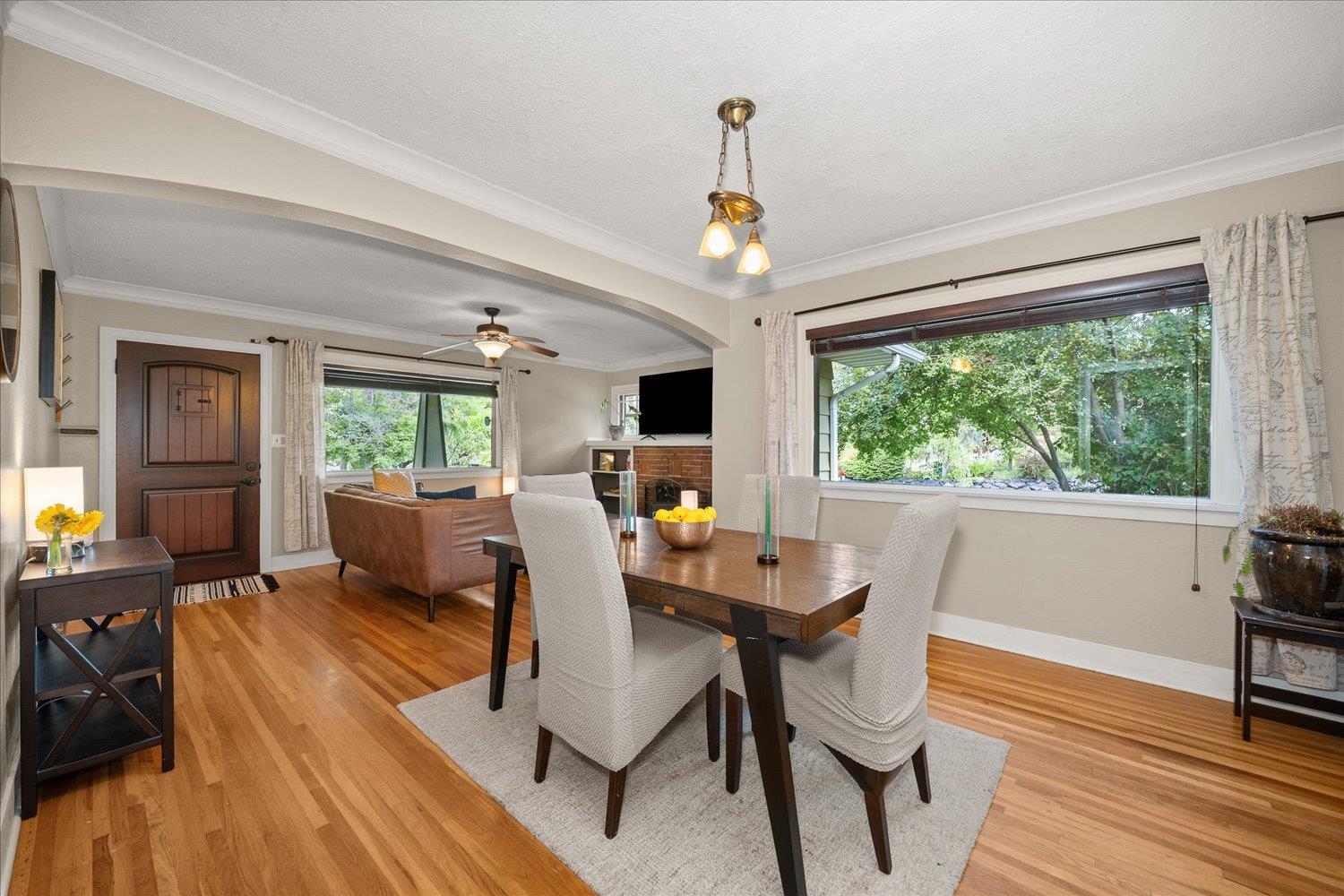 Spokane, Washington, 99203, United States, 3 Bedrooms Bedrooms, ,2 BathroomsBathrooms,Residential,For Sale,1955587