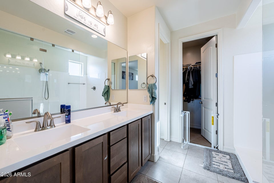 Wittmann, Arizona, 85361, United States, 3 Bedrooms Bedrooms, ,Residential,For Sale,2010818