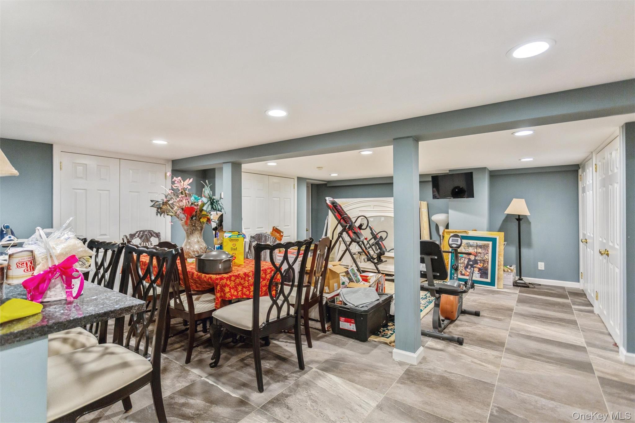 Jericho, New York, 11590, United States, 3 Bedrooms Bedrooms, ,3 BathroomsBathrooms,Residential,For Sale,1960568