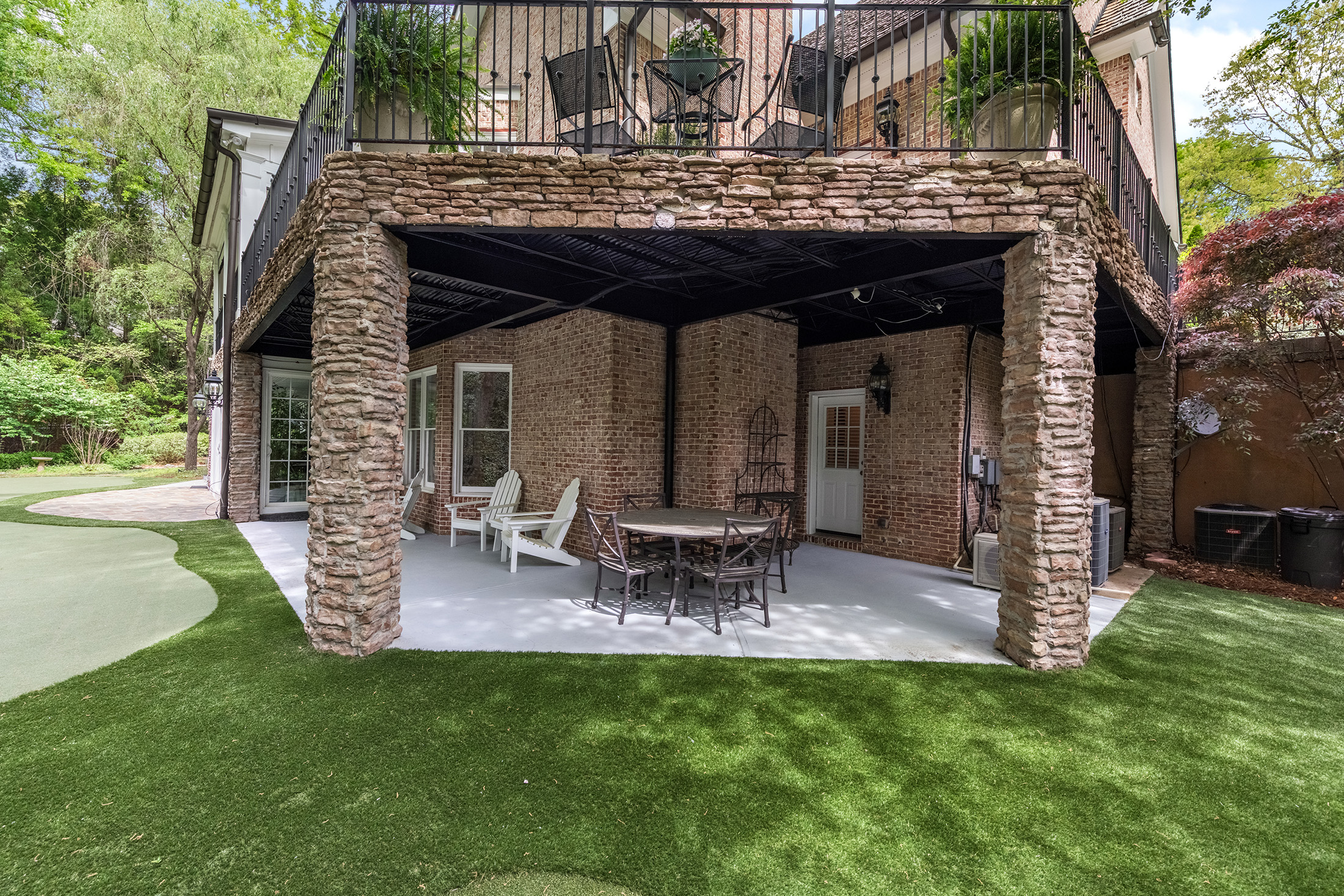  Magnificent Gated Vinings Estate Blends Elegance, Comfort and Lifestyle - 物件實景
