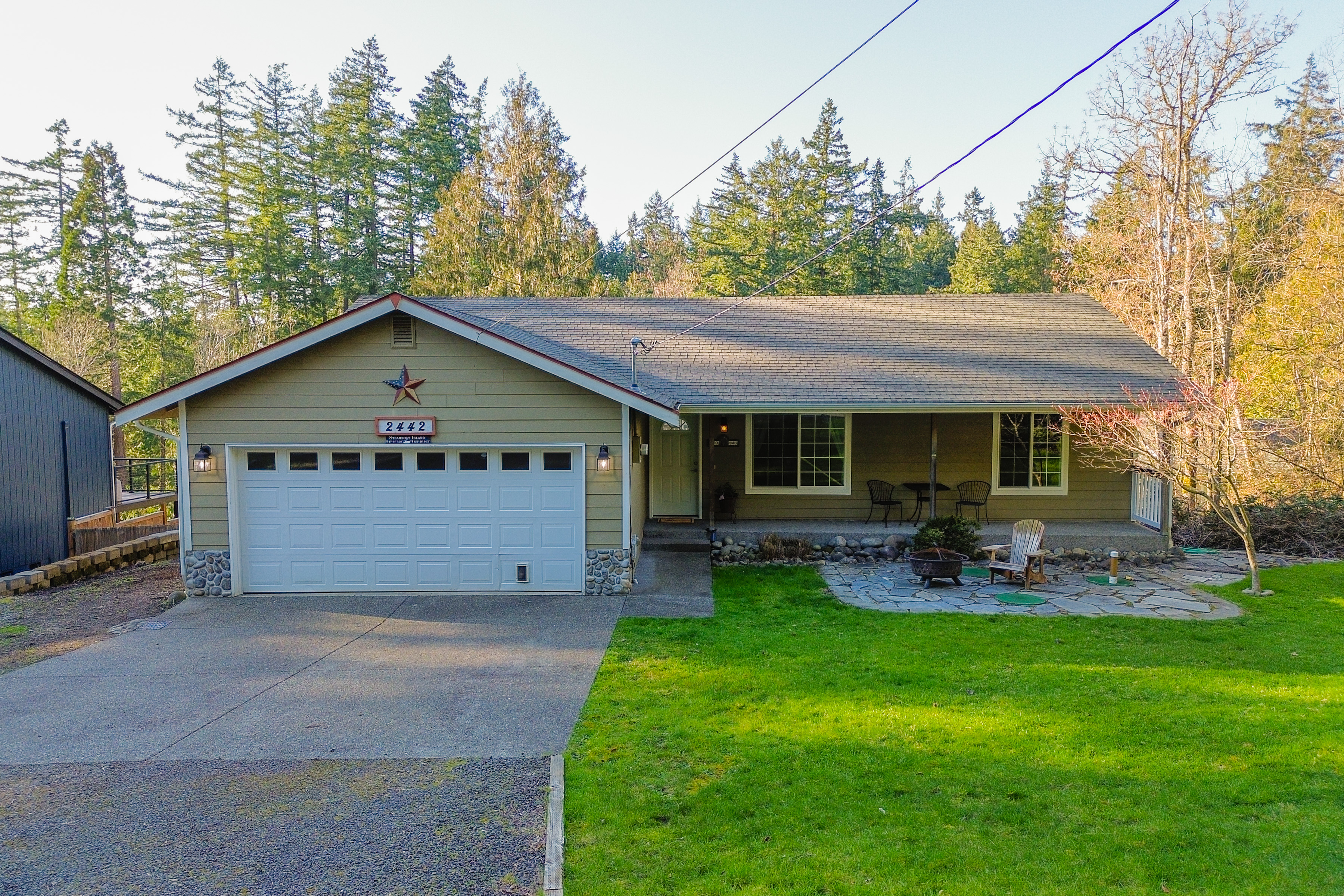 Crestridge Dr, Olympia, WA 98502
