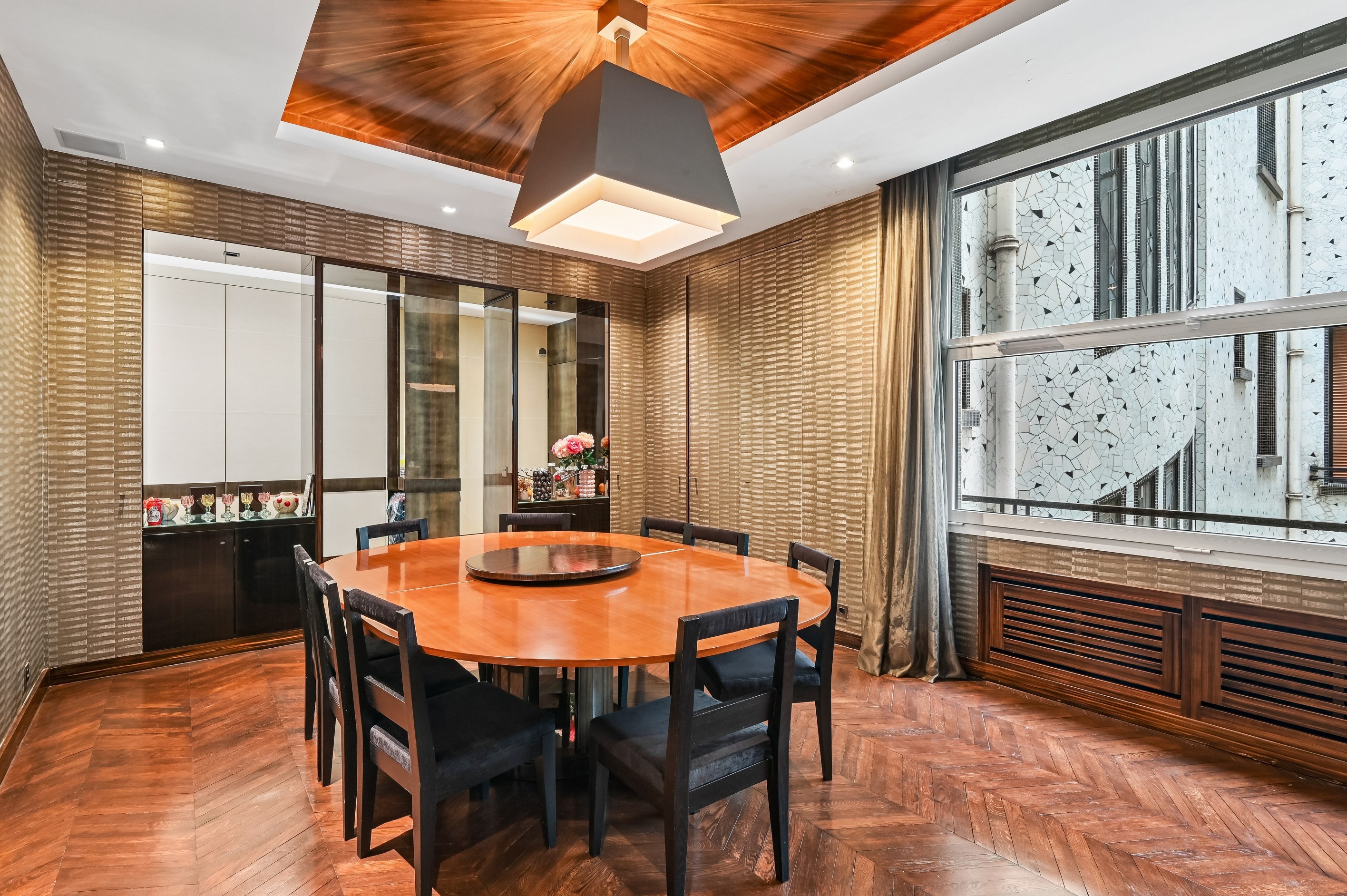  Elegant Art Deco Residence with Independent Studio and Garage - 物件實景