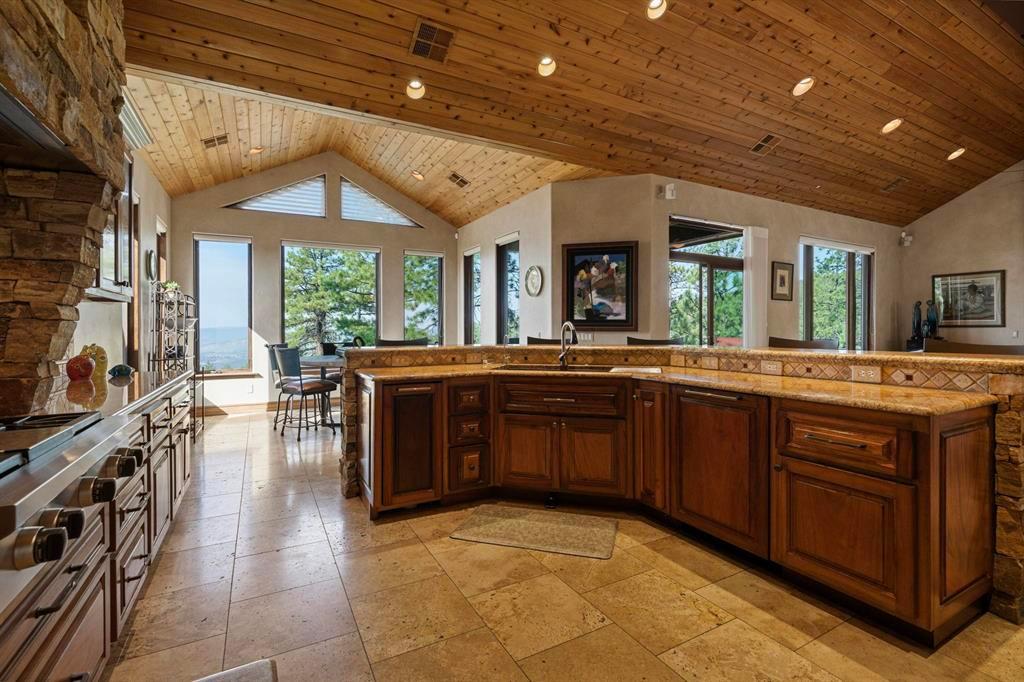 Durango, Colorado, 81301, United States, 4 Bedrooms Bedrooms, ,4 BathroomsBathrooms,Residential,For Sale,1938986