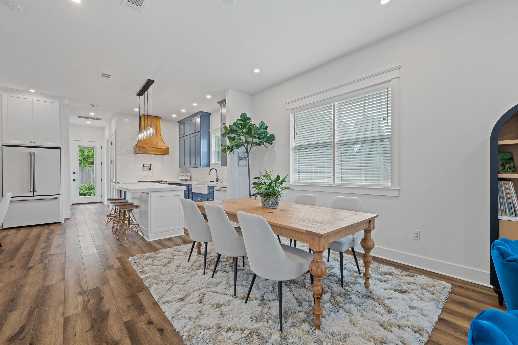  Custom East Hill Retreat - 物件實景