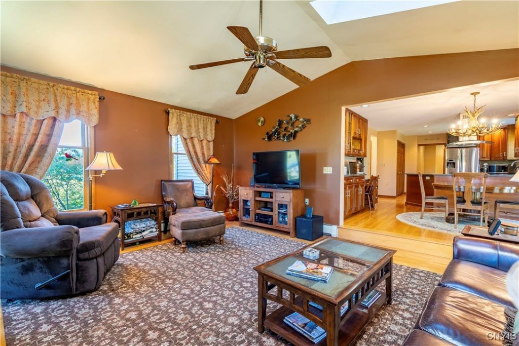 West Monroe, New York, 13167, United States, 4 Bedrooms Bedrooms, ,3 BathroomsBathrooms,Residential,For Sale,1939598